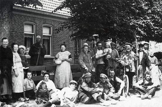 &lsquo;Konkeltoid&rsquo; in Aartswoud: tijd voor de ochtendschaft.