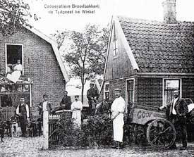 Foto van de Co&ouml;peratieve broodbakkerij De Tijdgeest te Winkel.