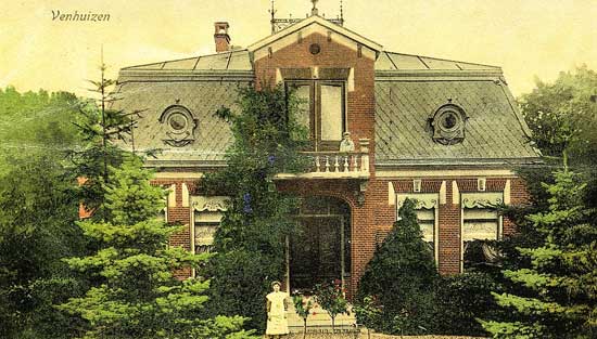 De woning van burgemeester C. Vis (1853-1923) aan De Buurt in Venhuizen.