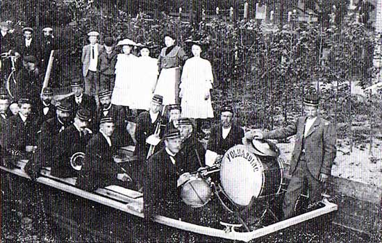 De fanfare uit Berkhout &lsquo;Volharding&rsquo; werd in 1892 opgericht.