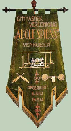 Vaandel van de oude gymnastiekvereniging Adolf Spiess uit Venhuizen.
