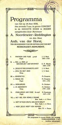Acht jaar na zijn dood kreeg Messchaert een standbeeld in het Noorderplantsoen te Hoorn.