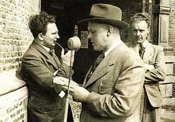 Op de foto uit 1949 staan van links naar rechts Wim ter Burg, Piet Sybrandy en Johan Schilstra.