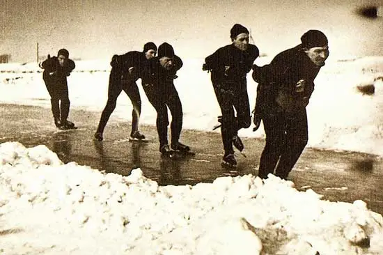 De vijf schaatsers van het Pact van Dokkum.