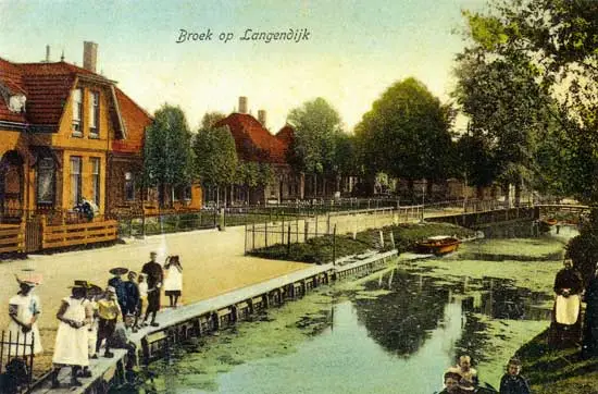 Gezicht op Broek op Langedijk omstreeks 1910.