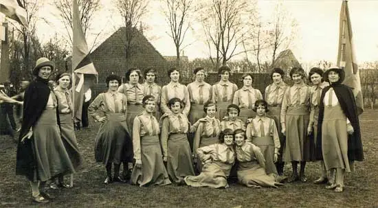Katholieke meisjes tussen 13 en 18 jaar konden in diezelfde tijd lid worden van De Graal.