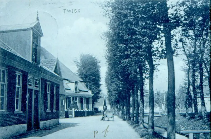 Twisk  Het Zwarte Paard Dorpsweg 3