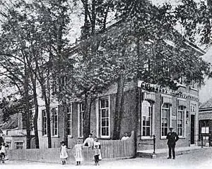 otel en caf&eacute;-restaurant Het Wapen van Medemblik aan de Oosterhaven was een logement.
