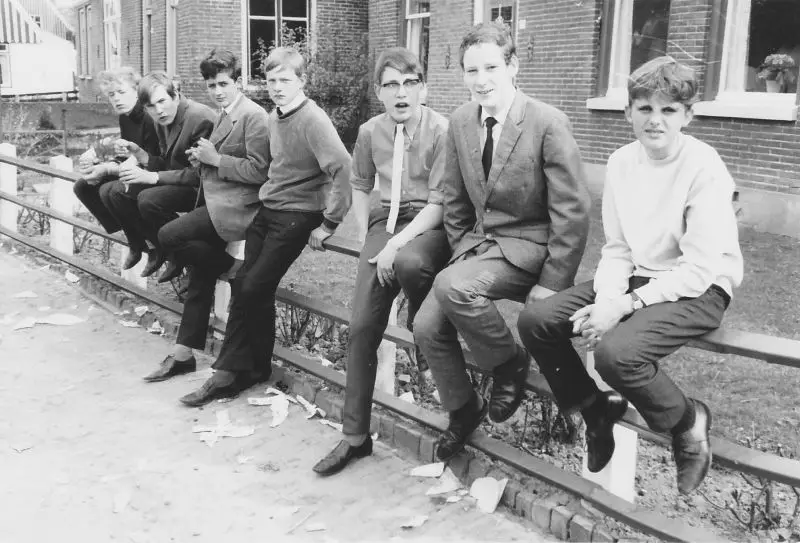Midwoud 6 Anno 1967 tijdens de kermis in Midwoud