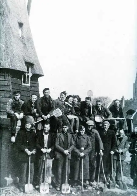 De Duitsers stelden veel Westfriezen te werk.