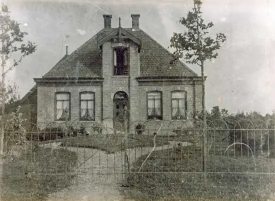 Huize Pomona in Zwaag (circa 1922).
