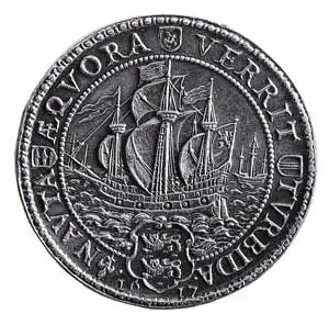 Westfriese penning geslagen in 1617 ter verheerlijking van de bloeiende scheepvaart.