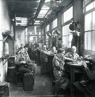 In 1948 werd in Medemblik een horlogemakersvakschool opgericht.