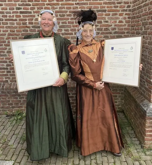 Ina Broekhuizen en Lies Smit