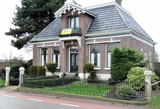 Voorzijde Kerkebuurt 188.