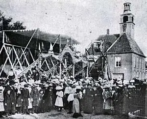 Met de komst van stoomkracht als energiebron veranderde het karakter van de kermis.