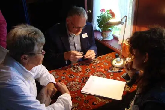 Hans van Kampen voor &lsquo;Huisgoed en diggelen&rsquo;.