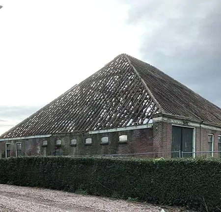 Alle pannen zijn van het dak, 19 december 2019.